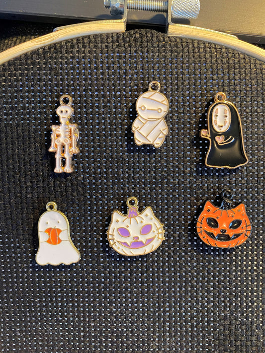 Halloween Needle Minders for cross stitch or embroidery / needle holder