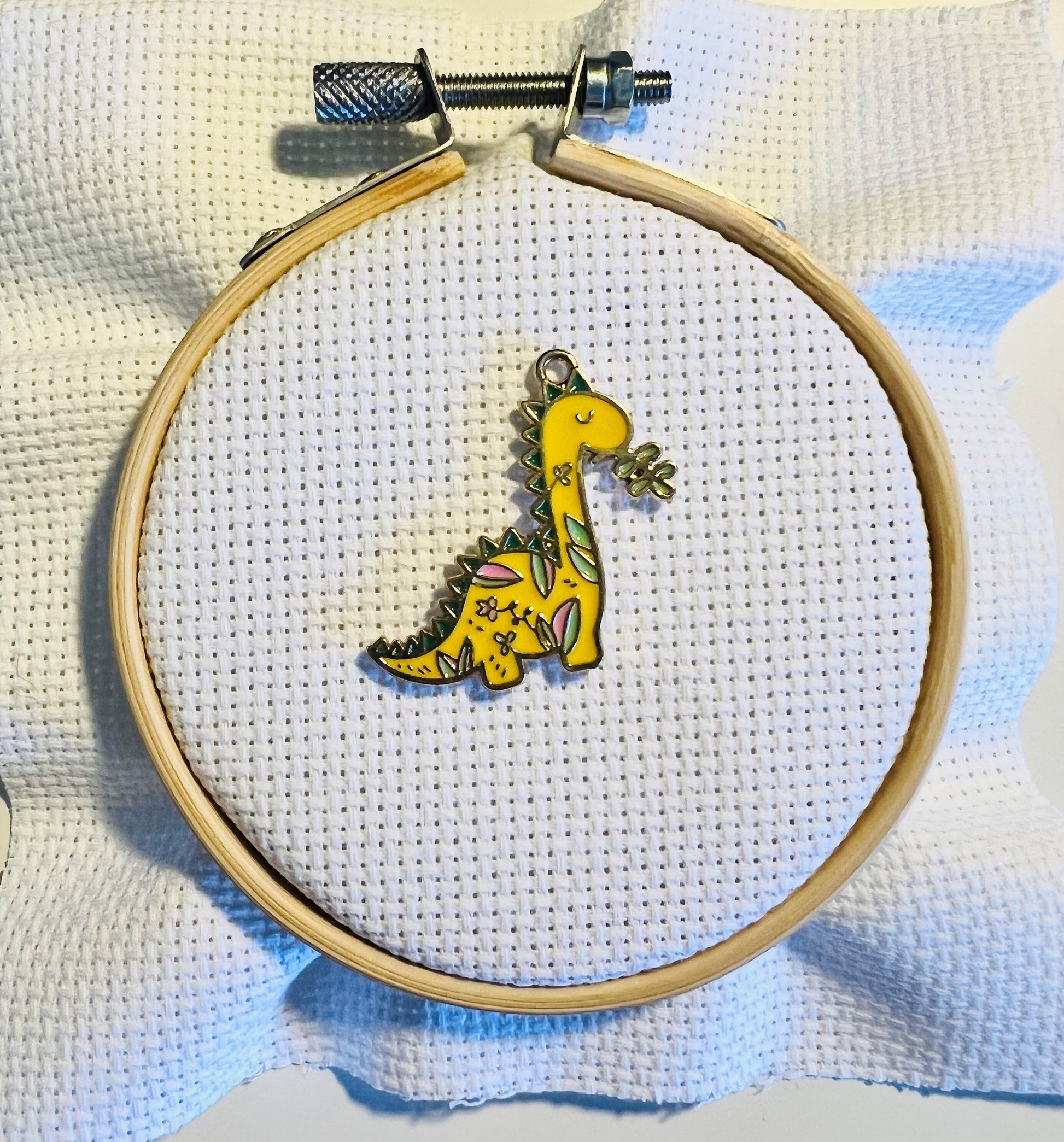 Dinosaur needle minder | magnetic needle minder | embroidery | cross stitch