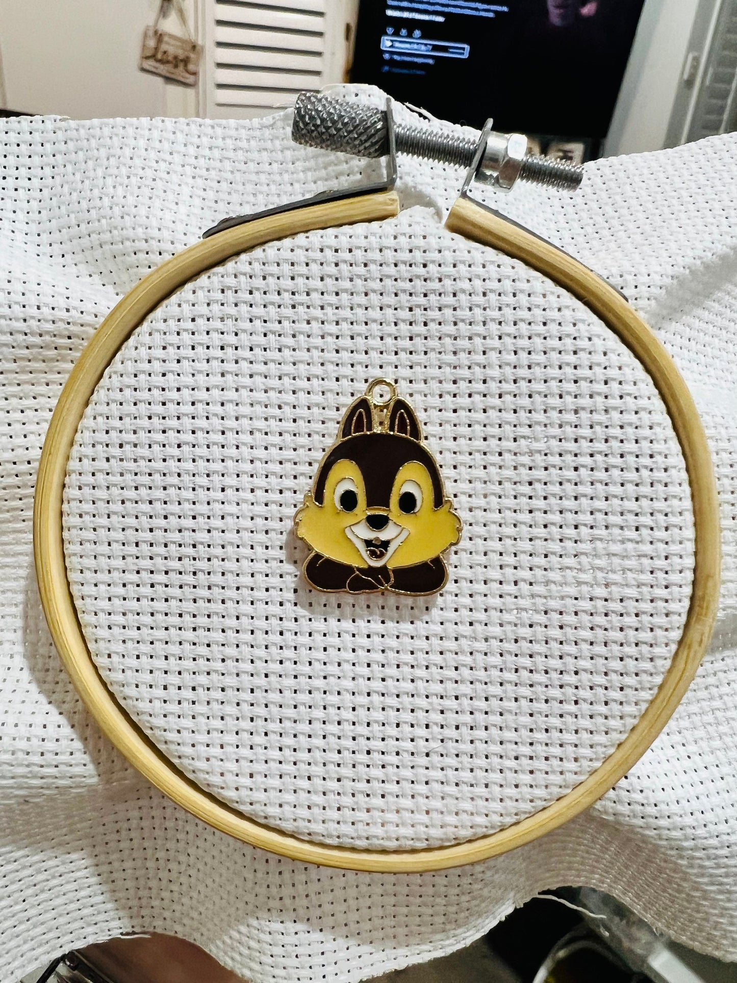 Cute Chipmunk Needle Minder