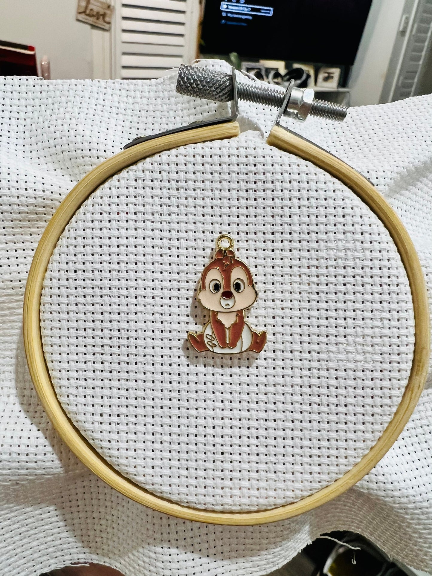 Cute Chipmunk Needle Minder