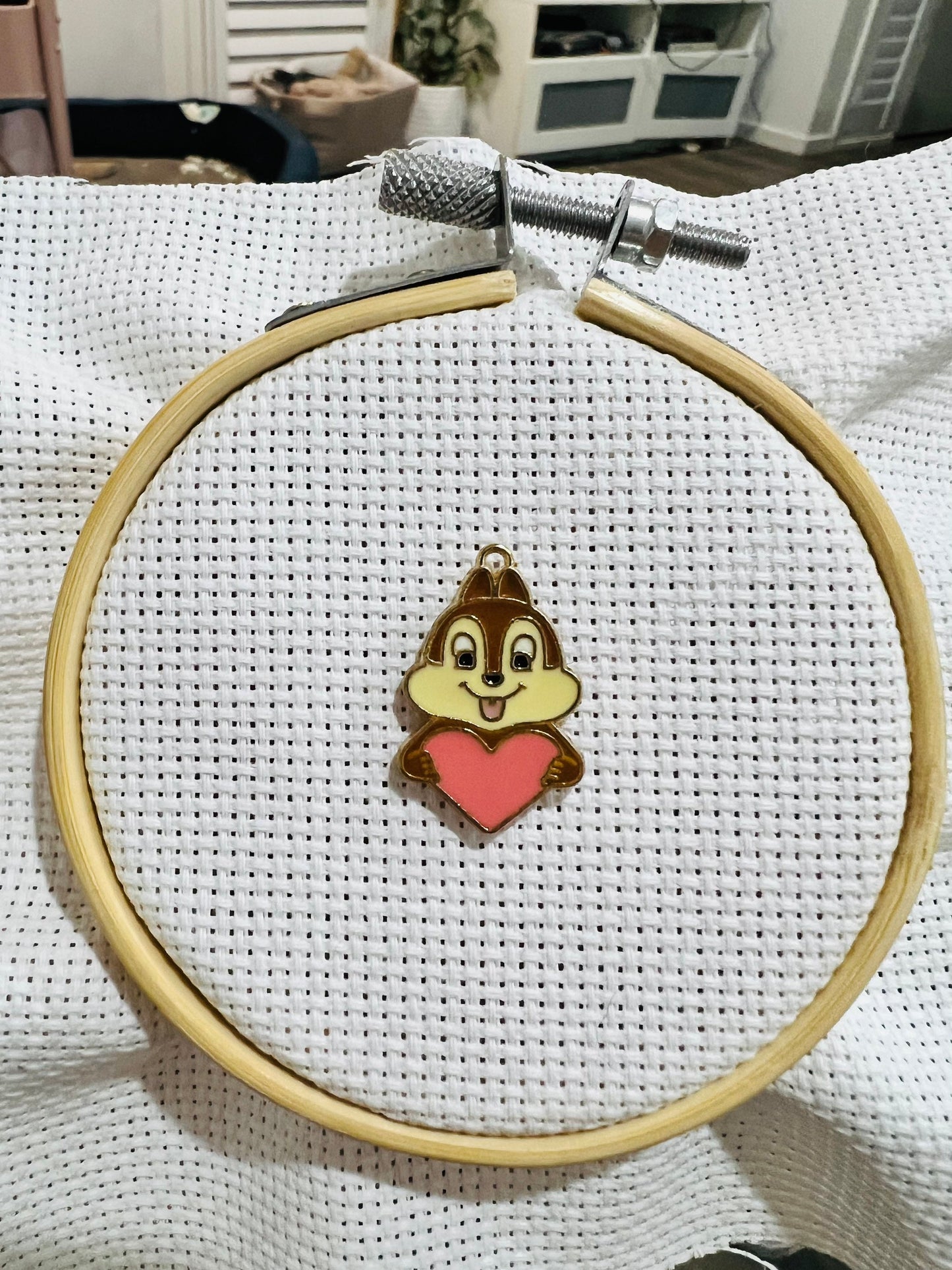 Cute Chipmunk Needle Minder